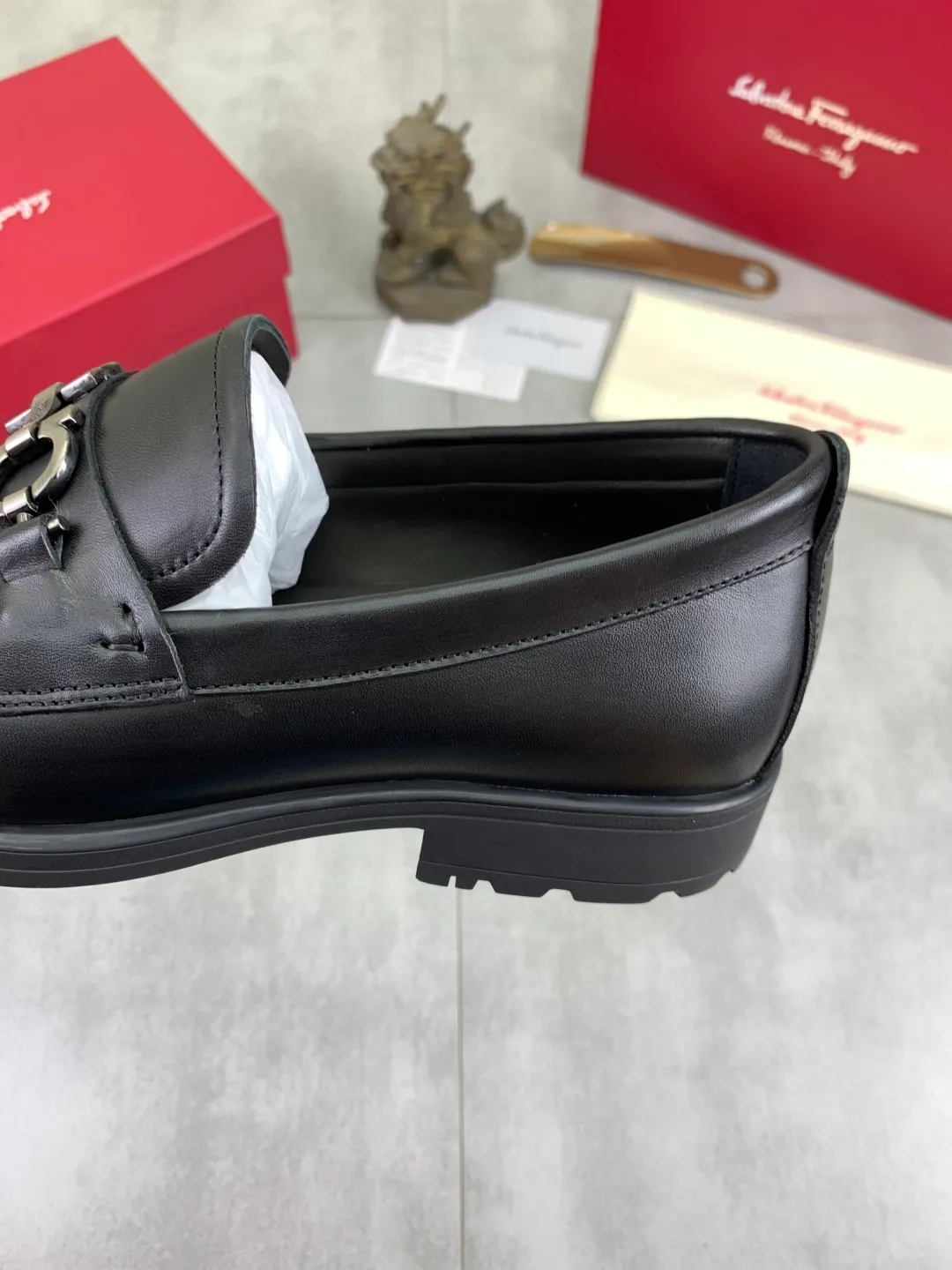 Men's shoes 💰P480 new high quality [Ferragamo/Ferragamo] latest model original imported calfskin, imported cowhide lining + original luxury metal buckle + original combination outsole Comparison without pressure Code number: 38-44 (45 customized)